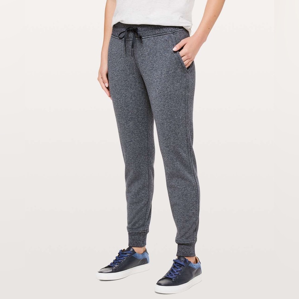 Lululemon Warm Down
Jogger || Heathered Speckled True Navy
